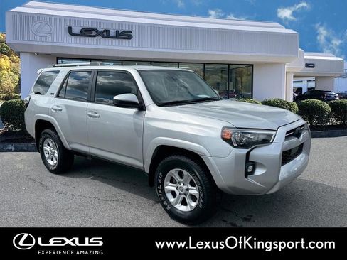Used 2023 Toyota 4Runner SR5 RWD image 7
