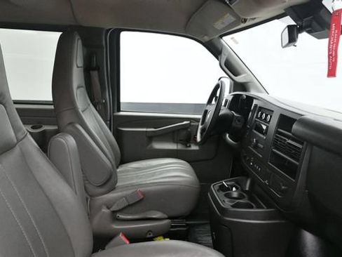 Used 2024 Chevrolet Express 3500 LS RWD image 18
