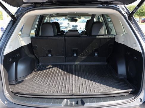 Used 2020 Subaru Forester Limited image 10