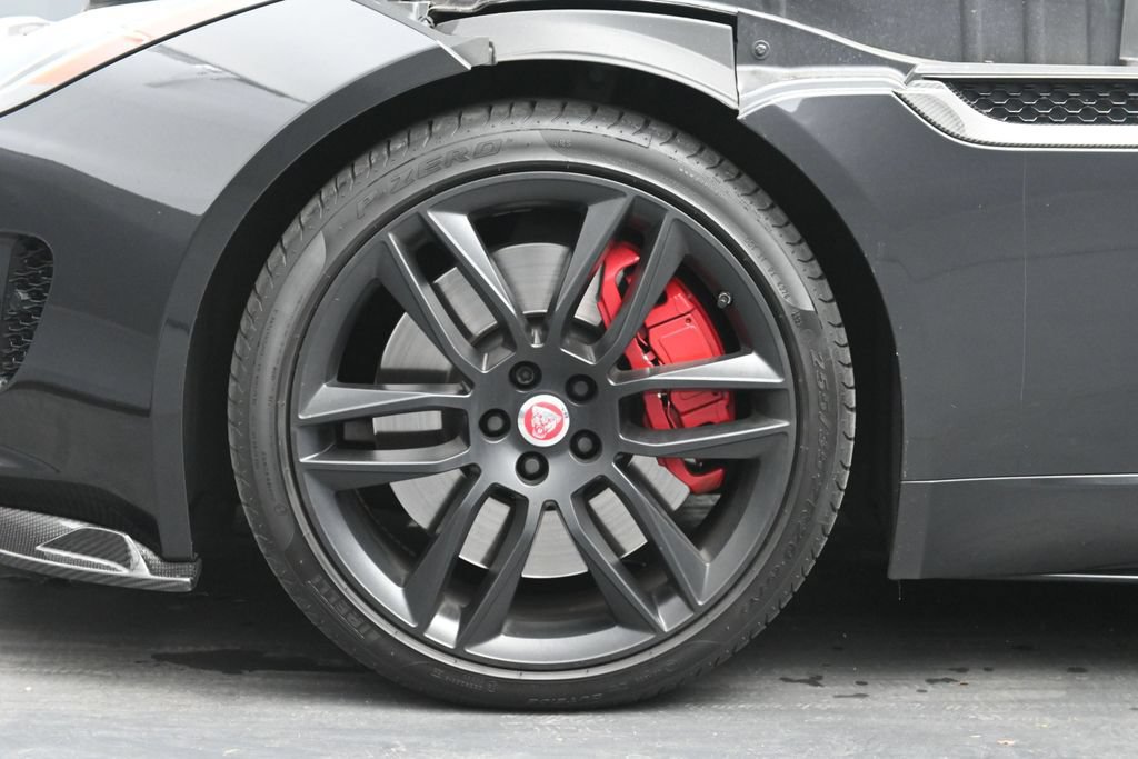 Used 2015 Jaguar F-TYPE R RWD image 25