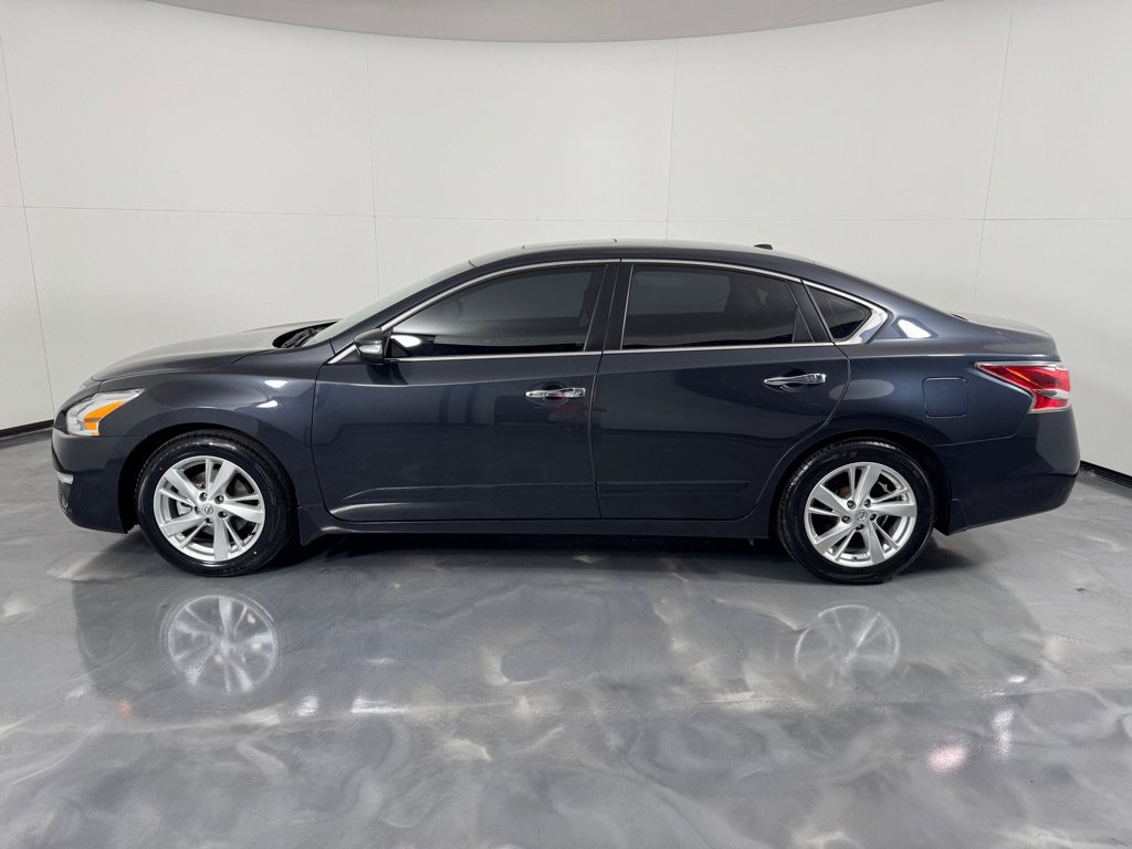 Used 2014 Nissan Altima 2.5 SL w/ Technology Package FWD image 8