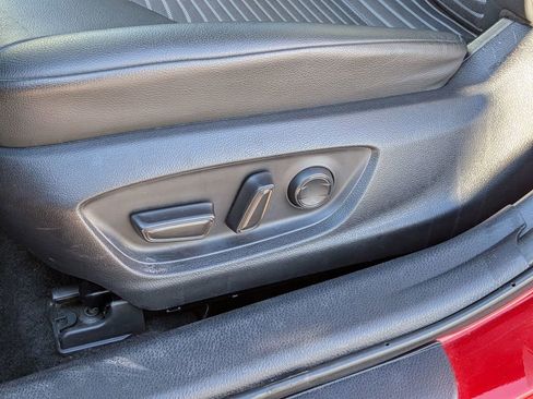 Used 2024 Toyota Camry SE image 16