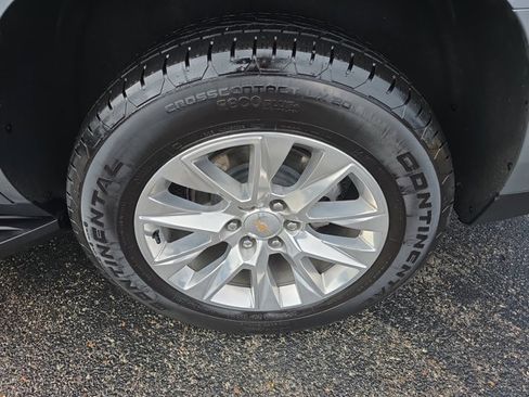 Used 2025 Chevrolet Tahoe Premier image 12