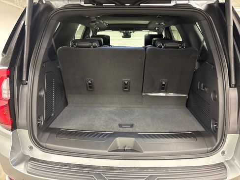 New 2026 GMC Yukon Elevation w/ Elevation Premium Package AWD/4WD image 15