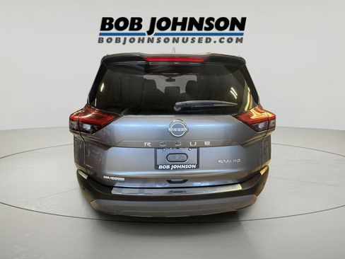 Used 2023 Nissan Rogue SV AWD/4WD image 4