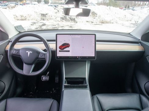 Used 2021 Tesla Model Y Long Range image 13