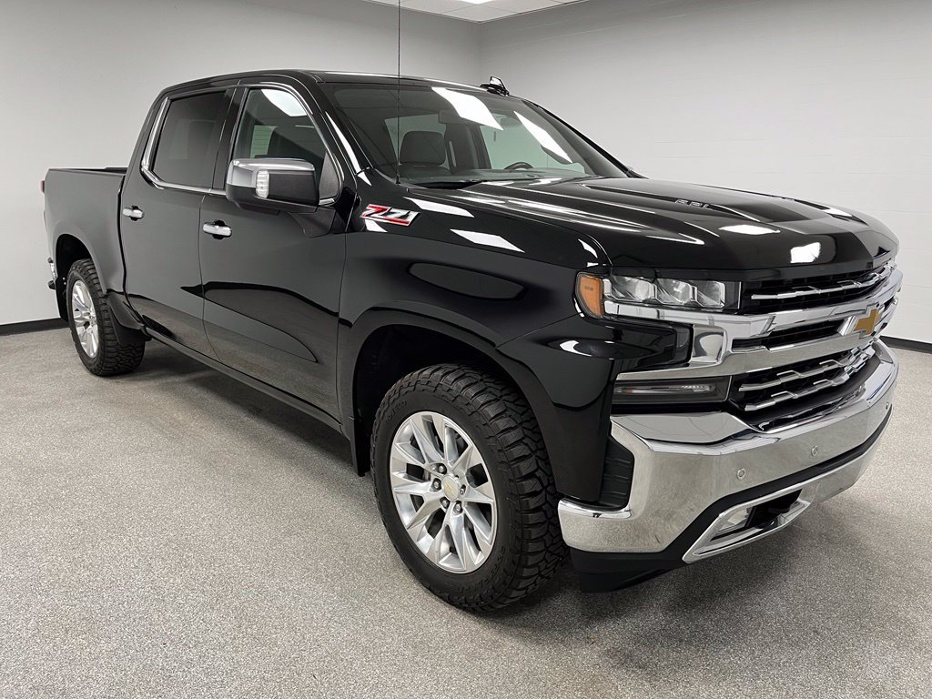 Used 2021 Chevrolet Silverado 1500 LTZ AWD/4WD image 2