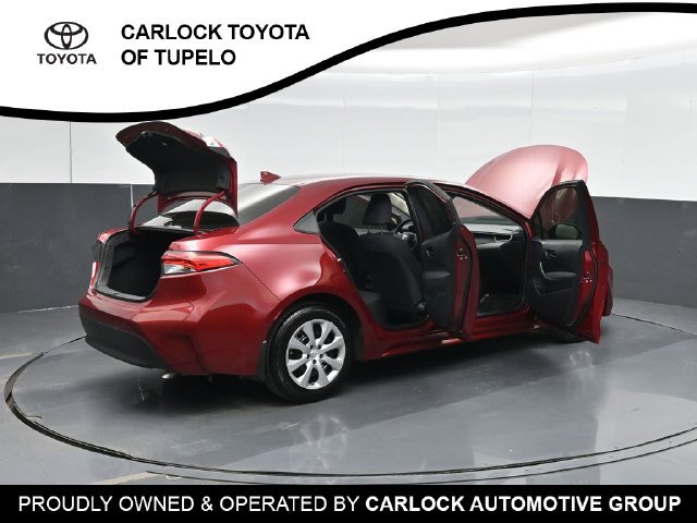 Used 2026 Toyota Corolla LE FWD image 59