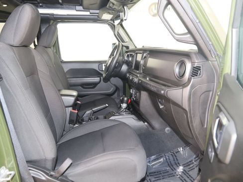 Used 2022 Jeep Wrangler Unlimited Sport AWD/4WD image 13
