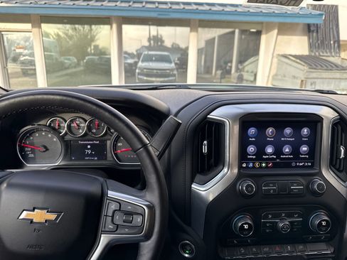 Used 2020 Chevrolet Silverado 1500 LT w/ All-Star Edition image 13