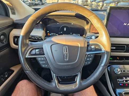 Used 2021 Lincoln Nautilus Reserve w/ Monochromatic Package image 24