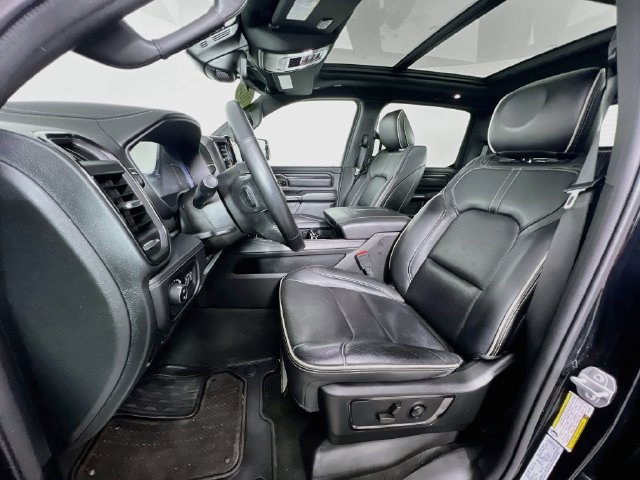 Used 2023 RAM 1500 Limited AWD/4WD image 4
