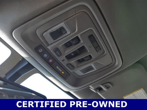 Used 2022 Chevrolet Silverado 3500 LTZ w/ LTZ Convenience Package image 29