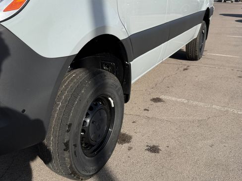 New 2025 Mercedes-Benz Sprinter 2500 image 31