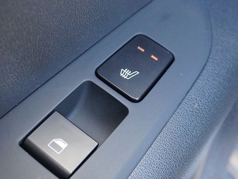 Used 2025 Kia Niro EX w/ EX Cold Weather Package image 45