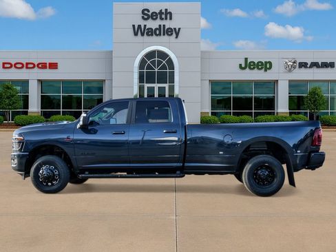 New 2026 RAM 3500 Laramie w/ Night Edition AWD/4WD image 64