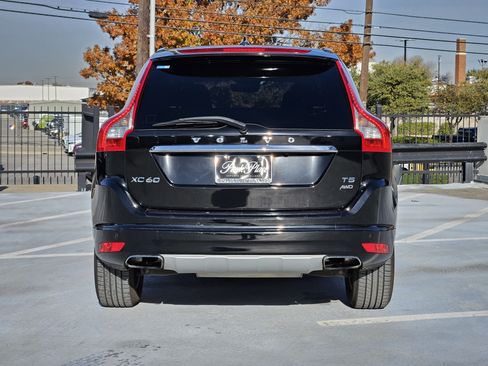 Used 2016 Volvo XC60 T5 Premier image 8