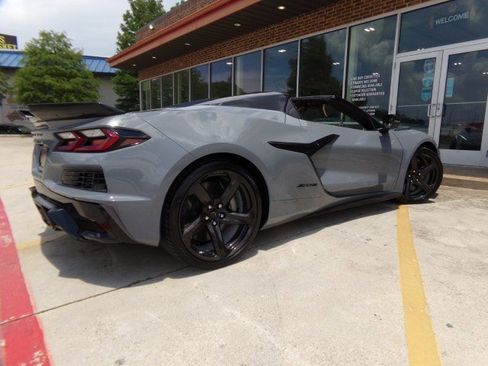 Used 2024 Chevrolet Corvette Z06 RWD image 28