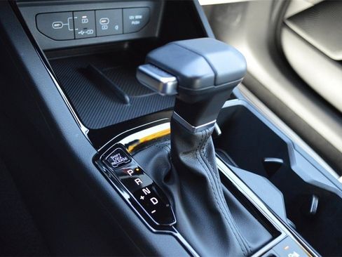 Used 2025 Kia K5 GT-Line image 37