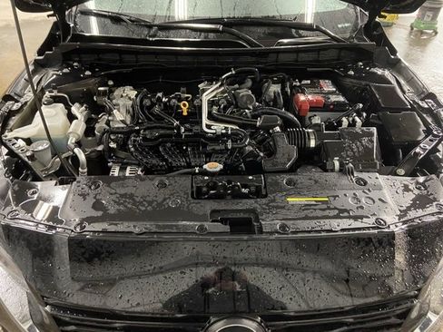 Used 2024 Nissan Altima 2.5 SL image 16