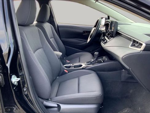 Used 2024 Toyota Corolla LE FWD image 9