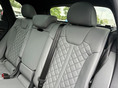 Used 2024 Audi SQ5 Premium Plus AWD/4WD image 13