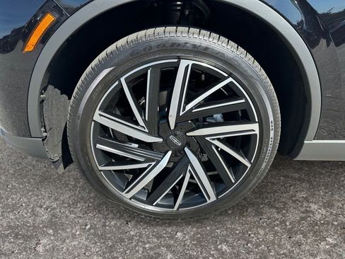 Used 2025 Lincoln Aviator Reserve w/ Equipment Group 201A AWD/4WD image 8