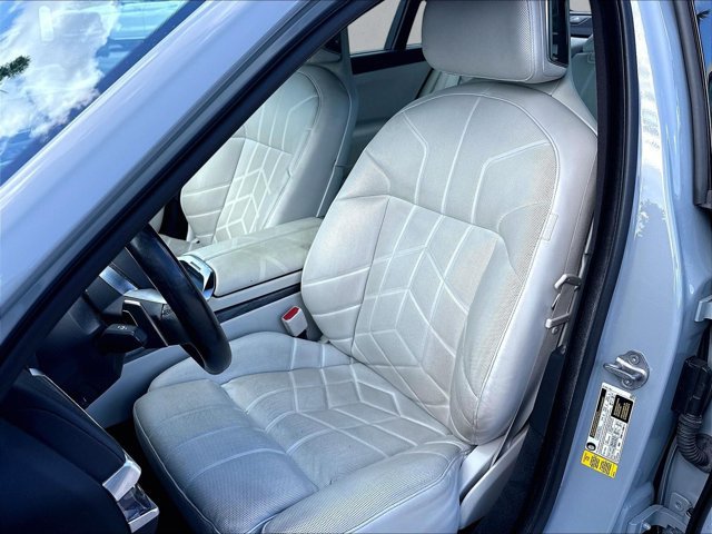 Certified 2024 BMW 740i RWD image 24