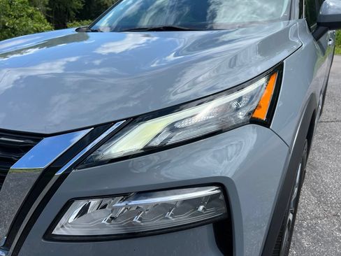 Used 2023 Nissan Rogue SL AWD/4WD image 10