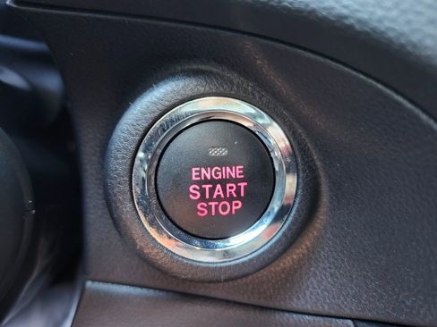 Used 2024 Subaru Ascent Premium w/ Convenience Package image 30