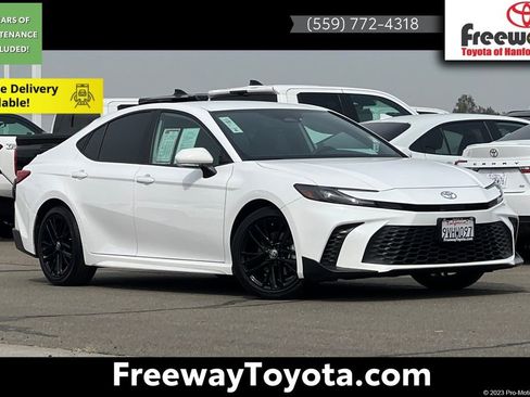 Certified 2025 Toyota Camry SE w/ Convenience Package image 1