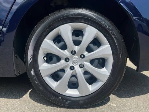 Used 2024 Toyota Corolla LE FWD image 31