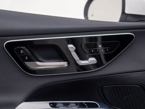 New 2026 Mercedes-Benz GLC 300 GLC 300 image 16