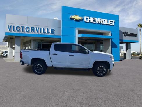 Used 2021 Chevrolet Colorado Z71 AWD/4WD image 4