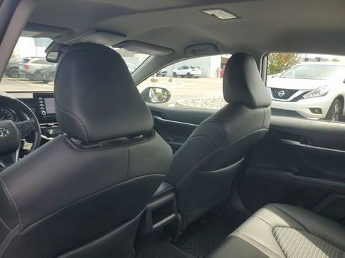 Used 2023 Toyota Camry SE AWD/4WD image 10