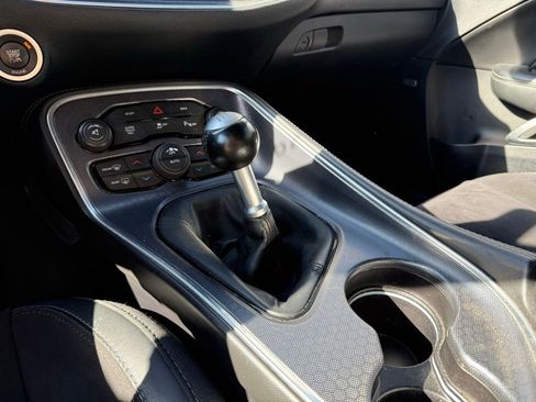 Used 2016 Dodge Challenger R/T Scat Pack w/ Leather Interior Group image 12