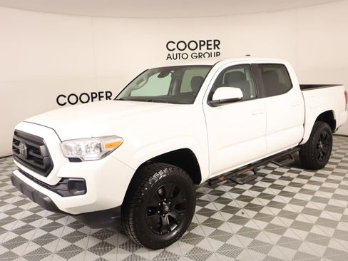 Used 2022 Toyota Tacoma SR w/ SR Convenience Package image 9