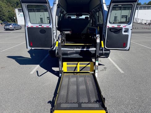 Used 2012 Ford E-350 and Econoline 350 XL w/ PWR Windows & Locks Group RWD image 9