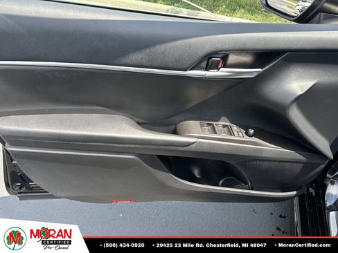 Used 2024 Toyota Camry SE FWD image 11