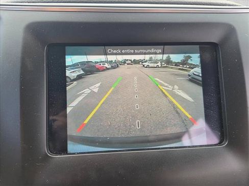 Used 2020 Jeep Cherokee Latitude FWD image 9