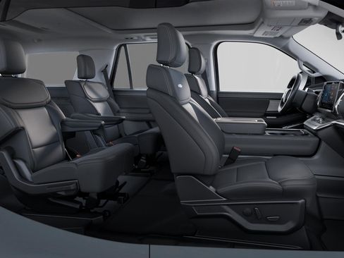 New 2025 Ford Expedition Platinum w/ Driver's Package image 58