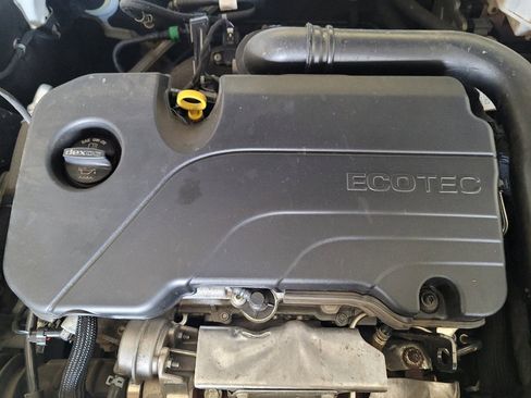 Used 2023 Chevrolet Malibu LT FWD image 30