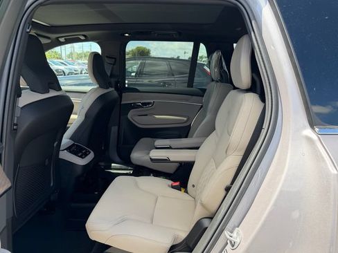 New 2026 Volvo XC90 B6 Plus AWD/4WD image 15