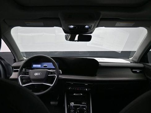 Used 2026 Audi Q3 quattro 2.0T w/ Driver Assistance Package AWD/4WD image 10