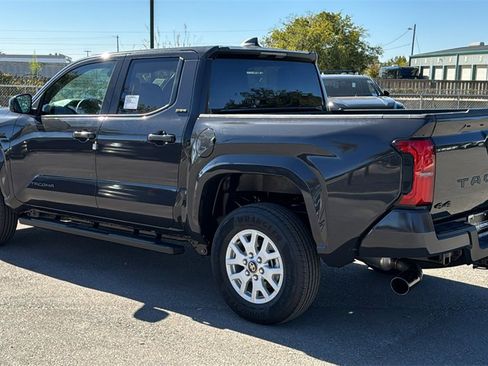 New 2025 Toyota Tacoma SR5 image 6