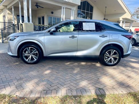 Used 2025 Lexus RX 350 FWD image 2
