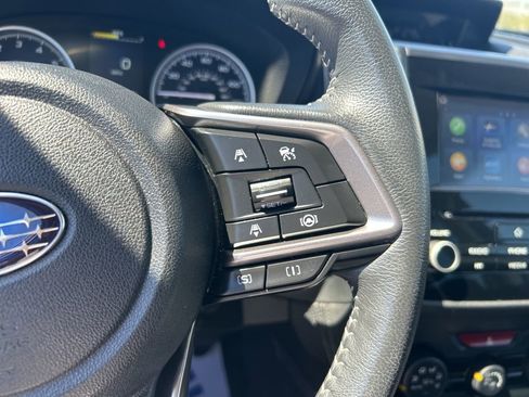 Used 2023 Subaru Forester Premium image 8