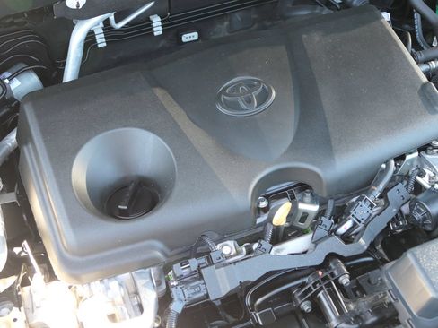 Used 2024 Toyota RAV4 XLE Premium w/ Weather Package AWD/4WD image 31