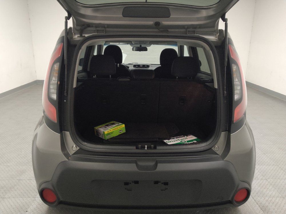 Used 2016 Kia Soul + FWD image 29