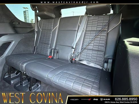 Used 2023 Cadillac Escalade V AWD/4WD image 30